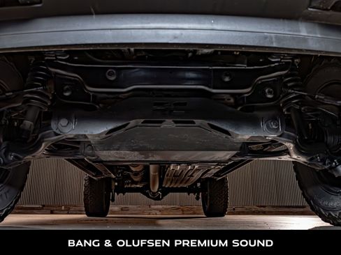 Used 2022 Ford F150 XLT w/ Equipment Group 302A High image 11