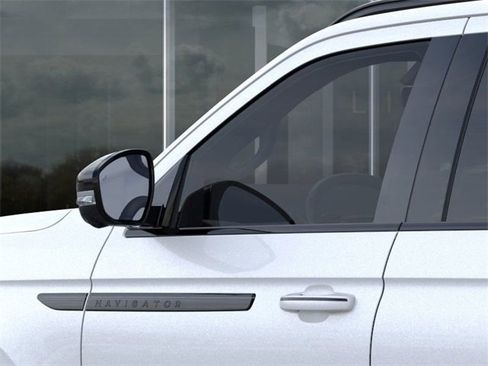 New 2025 Lincoln Navigator L Reserve w/ Jet Appearance Package image 20