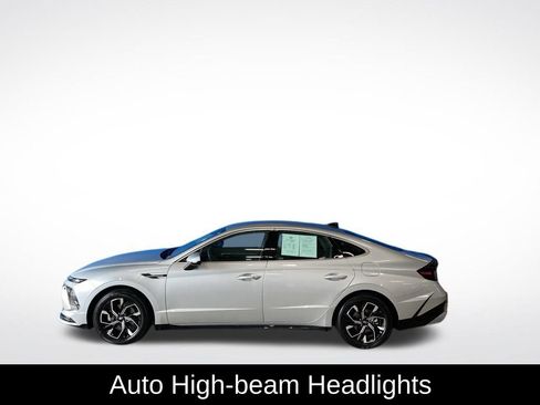 Used 2025 Hyundai Sonata SEL FWD image 16