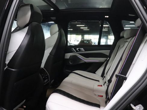 Used 2021 BMW X5 M w/ Competition Package image 15