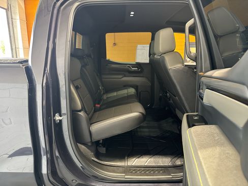 Used 2024 Chevrolet Silverado 1500 ZR2 w/ Technology Package AWD/4WD image 23