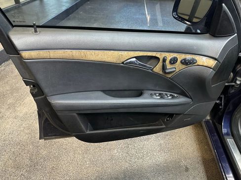 Used 2008 Mercedes-Benz E 350 4MATIC Sedan w/ Premium Pkg 1 image 10