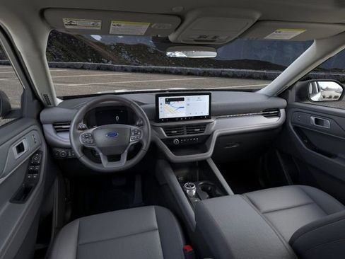 New 2026 Ford Explorer Active w/ Active Comfort Package AWD/4WD image 9
