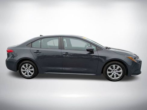 Used 2023 Toyota Corolla LE FWD image 3