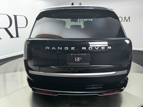Used 2024 Land Rover Range Rover Autobiography AWD/4WD image 11