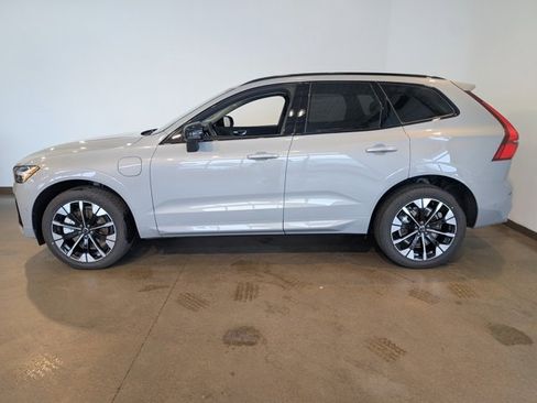 New 2026 Volvo XC60 T8 Plus w/ Protection Package Premier image 3