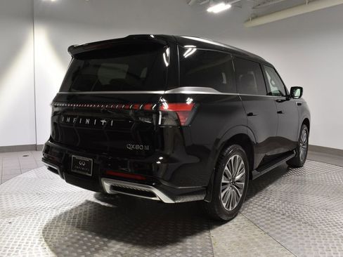 New 2026 INFINITI QX80 Luxe w/ Cargo Package image 3