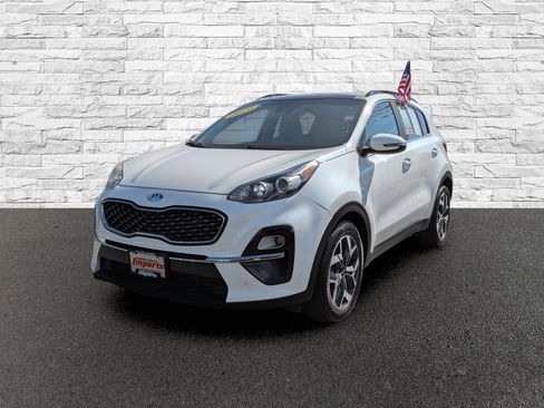 Used 2020 Kia Sportage EX w/ EX Technology Package image 2