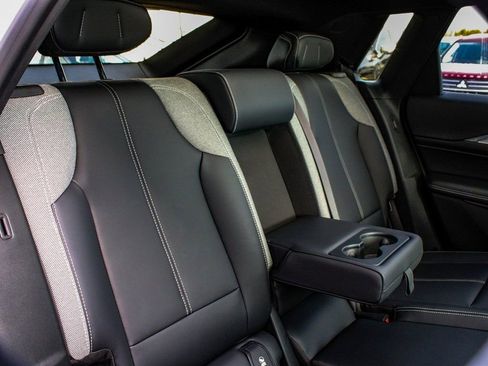 Used 2024 Cadillac Lyriq Tech image 40