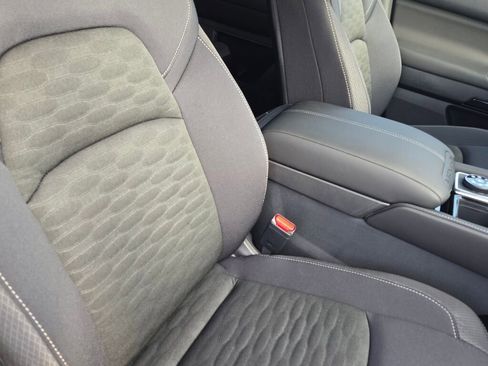 New 2026 Nissan Pathfinder SV image 7