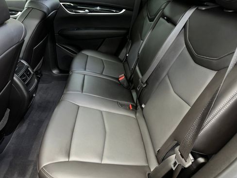 Certified 2022 Cadillac XT5 Premium Luxury w/ Technology Package image 27