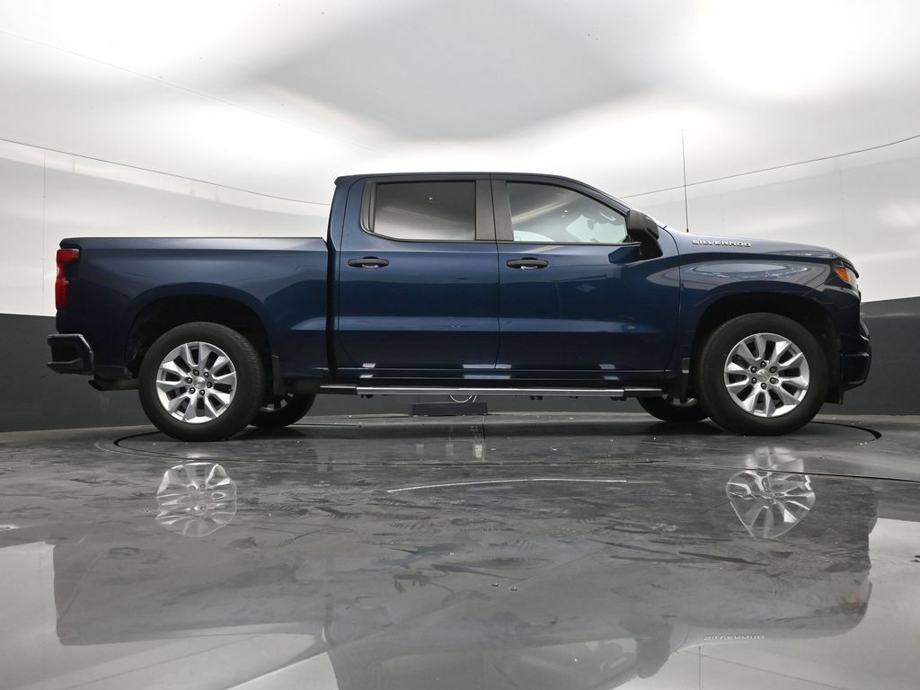 Used 2022 Chevrolet Silverado 1500 Custom RWD image 24