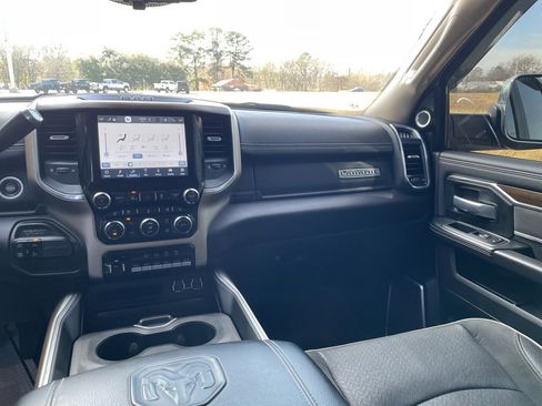 Used 2022 RAM 2500 Laramie image 25