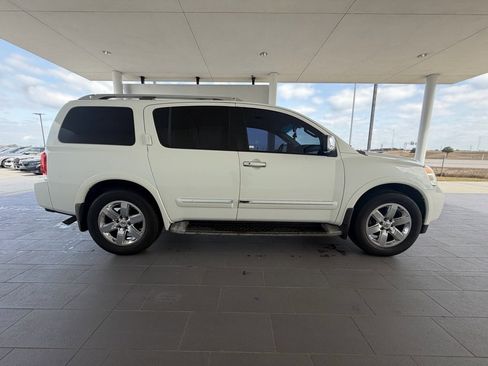 Used 2013 Nissan Armada Platinum image 4