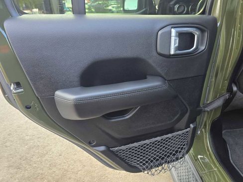 Used 2021 Jeep Wrangler Unlimited Sahara image 19