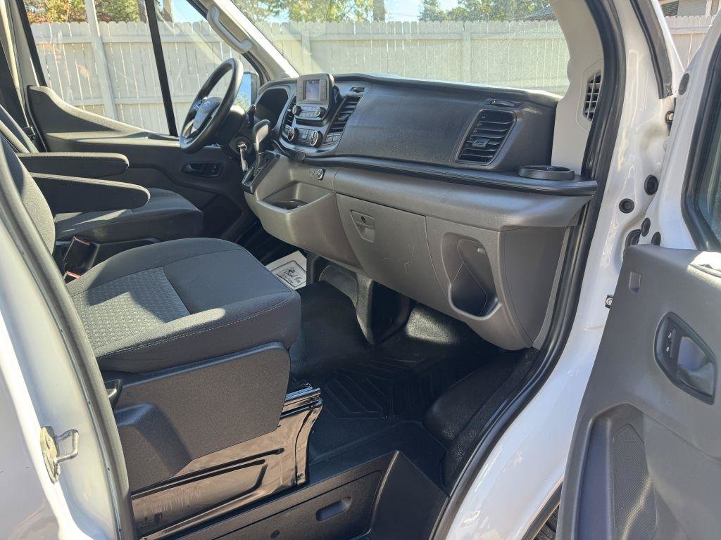 Used 2021 Ford Transit 250 Medium Roof RWD image 5