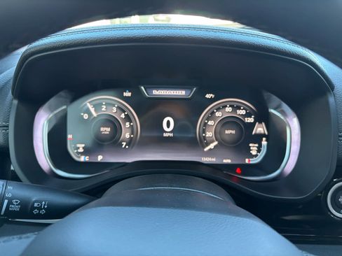 Used 2025 RAM 1500 Laramie w/ Night Edition image 32