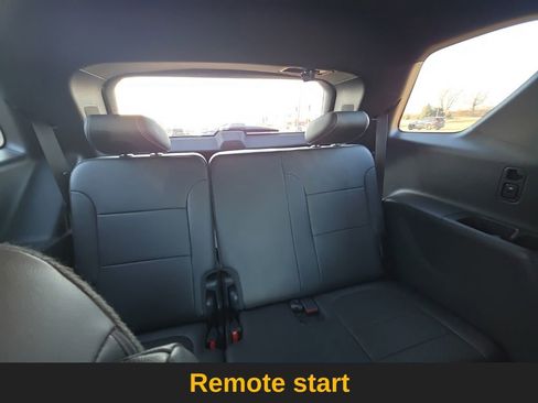 Used 2022 Chevrolet Traverse Premier image 18