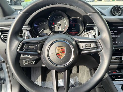 Used 2023 Porsche Macan Turbo AWD/4WD image 20