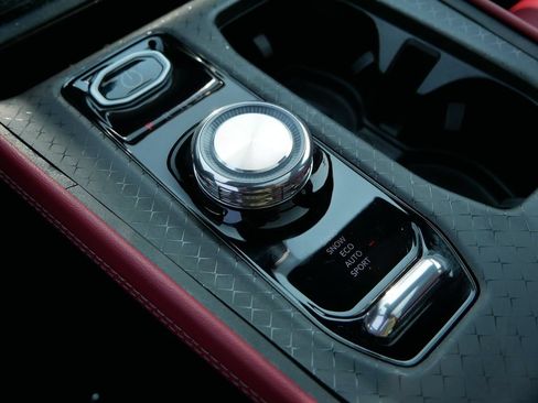 Used 2025 Jeep Wagoneer S Launch Edition AWD/4WD image 27