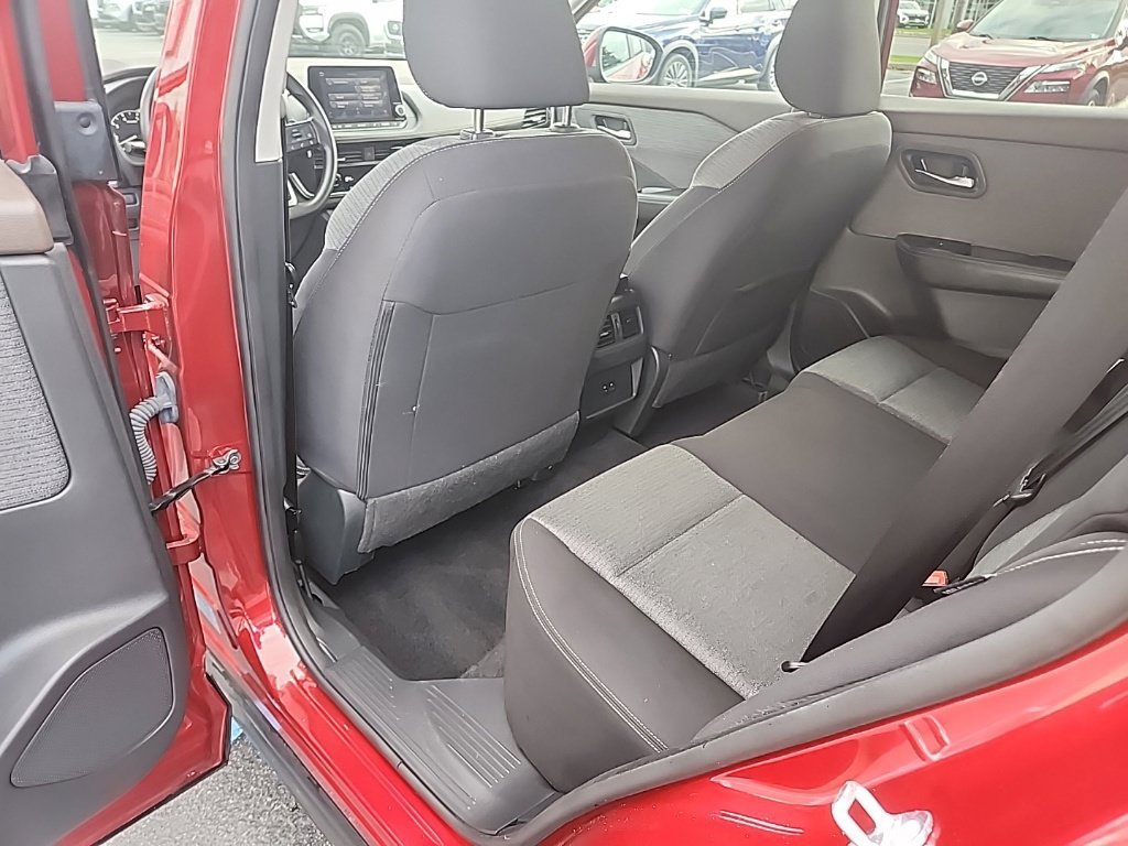 Used 2023 Nissan Rogue SV AWD/4WD image 24