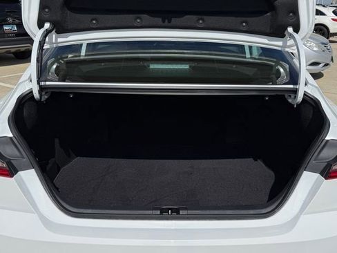 Used 2026 Toyota Camry SE w/ Convenience Package image 28