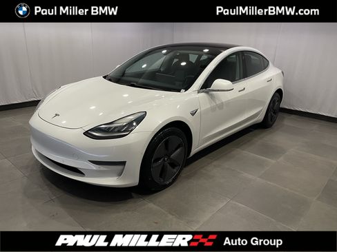 Used 2020 Tesla Model 3 Standard Range Plus RWD image 1