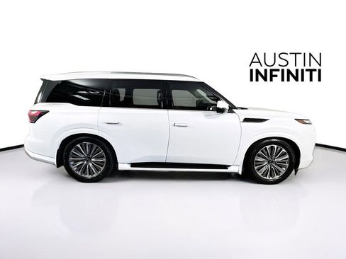 New 2026 INFINITI QX80 Luxe image 8