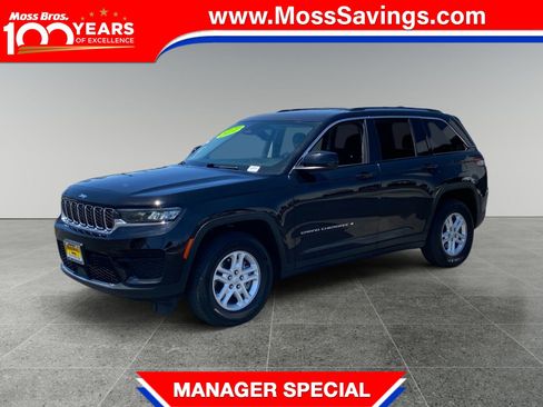 Used 2023 Jeep Grand Cherokee Laredo RWD image 1