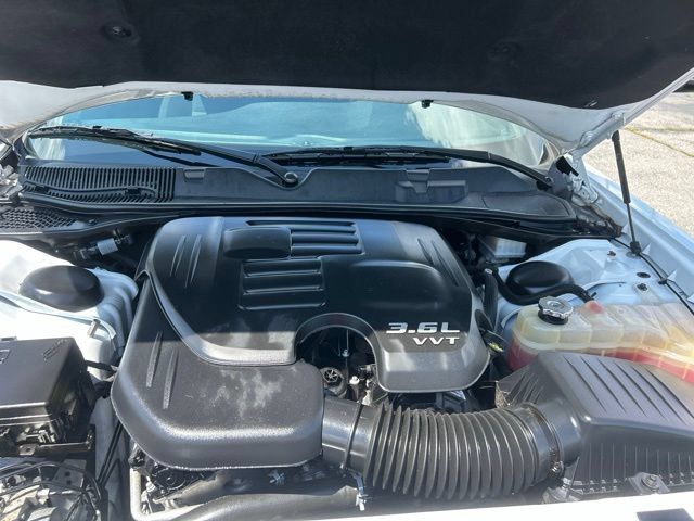 Used 2022 Dodge Challenger GT RWD image 32