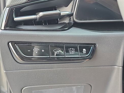 New 2026 Kia Niro EX image 32