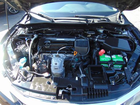 Used 2016 Honda Accord EX image 33