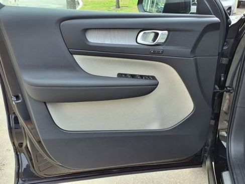 New 2026 Volvo XC40 B5 Plus w/ Protection Package Premier image 12