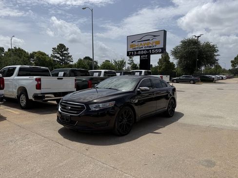 Used 2013 Ford Taurus Limited FWD image 3