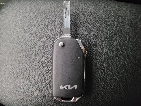 Used 2023 Kia Forte LXS FWD image 32