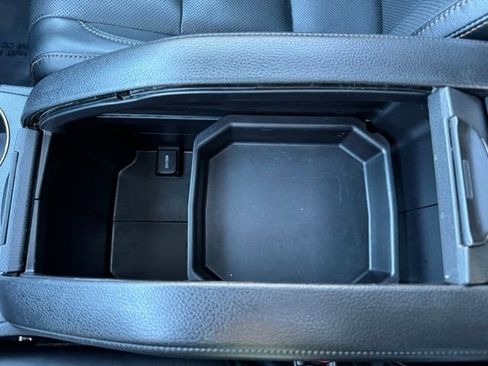 Used 2019 Toyota Highlander Limited image 22