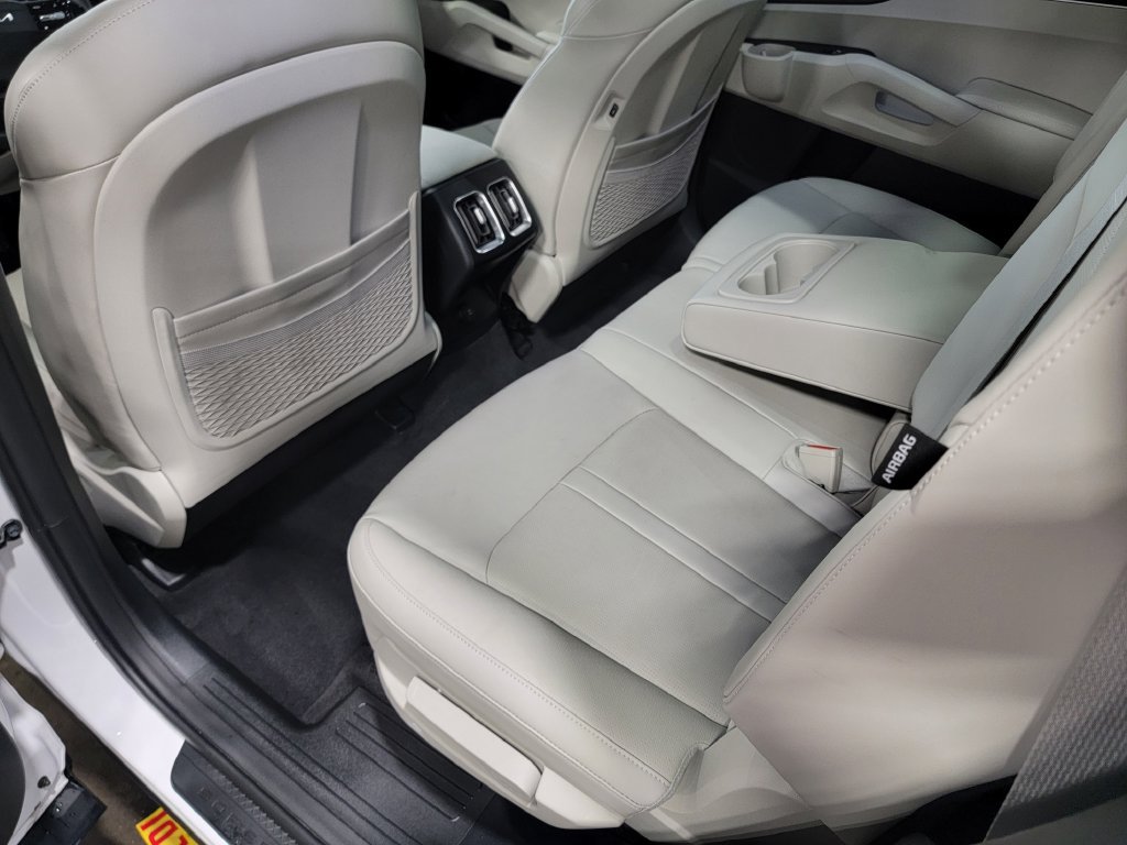 Used 2026 Kia Sorento S w/ S Panoramic Sunroof Package FWD image 23