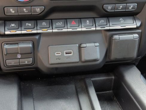Used 2020 GMC Sierra 1500 AT4 w/ AT4 Premium Package AWD/4WD image 31