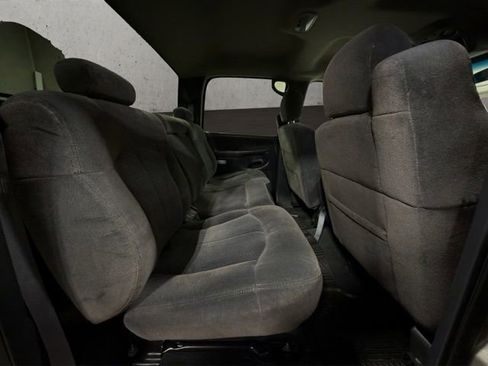 Used 2001 Chevrolet Silverado 2500 LS AWD/4WD image 21