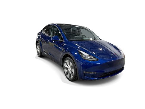 Certified 2022 Tesla Model Y Long Range AWD/4WD image 8
