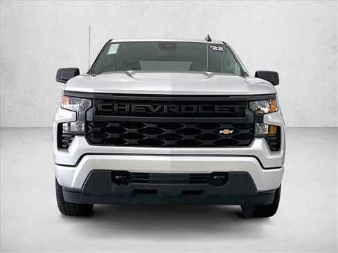Used 2022 Chevrolet Silverado 1500 Custom RWD image 3