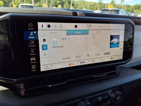 New 2025 Jeep Wrangler Willys image 16