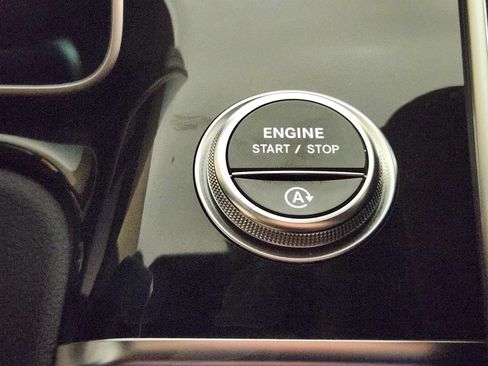 Used 2023 Mercedes-Benz S 580 4MATIC Sedan image 19
