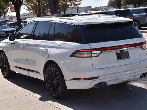 Used 2022 Lincoln Aviator Reserve w/ Equipment Group 201A image 10