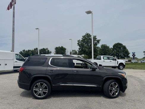 Used 2018 GMC Acadia Denali w/ Technology Package AWD/4WD image 10