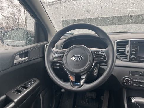 Used 2017 Kia Sportage LX image 11