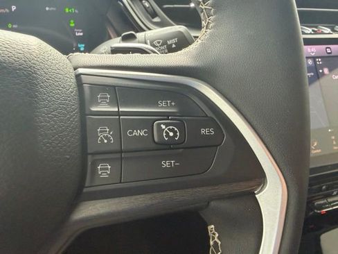 Used 2023 Jeep Grand Cherokee 4WD 4xe w/ Luxury Tech Group II image 16