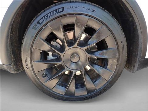 Used 2020 Tesla Model Y Long Range AWD/4WD image 7