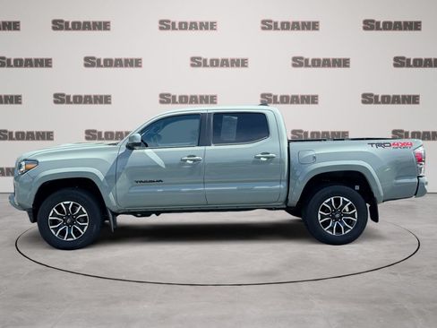 Used 2023 Toyota Tacoma TRD Sport w/ Technology Package AWD/4WD image 2