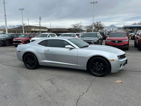 Used 2011 Chevrolet Camaro LT image 5
